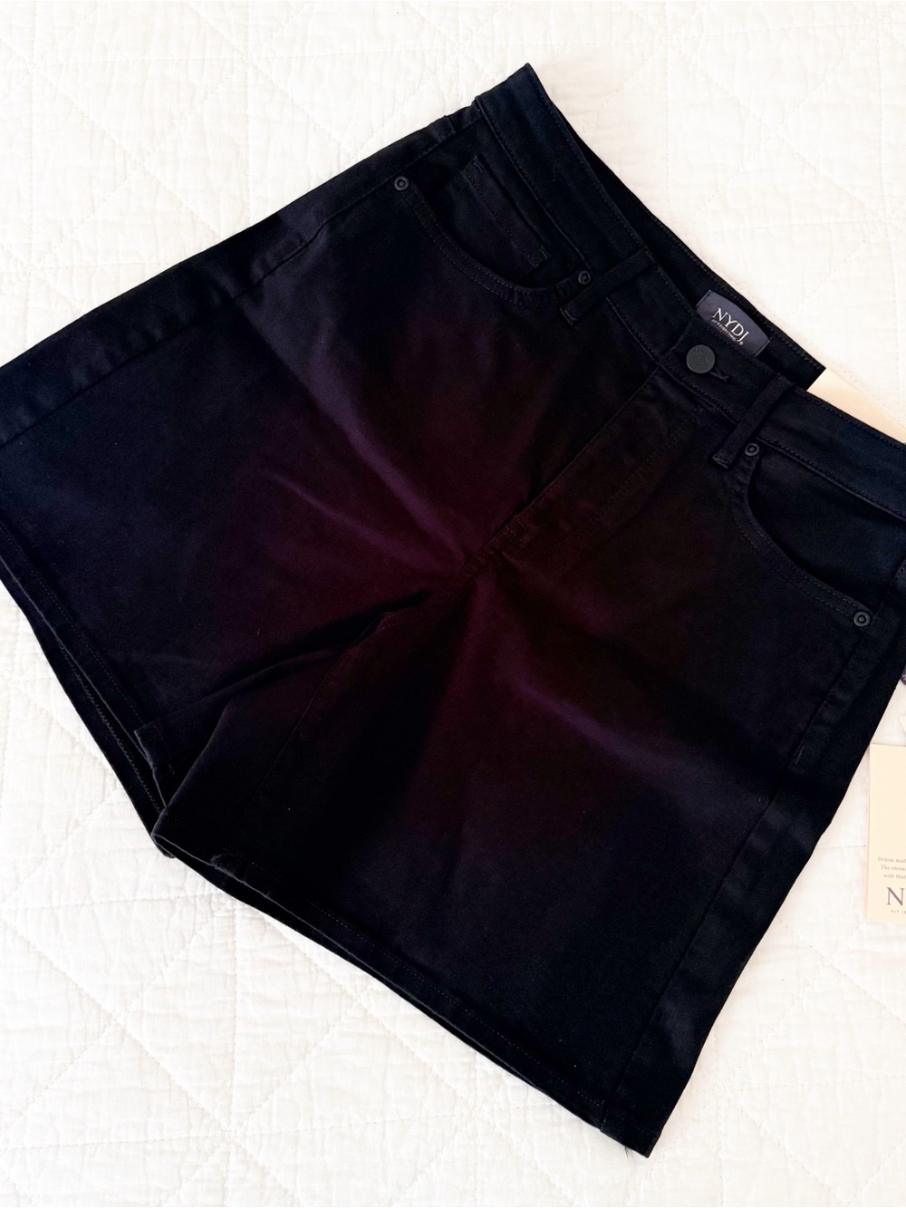NEW NYDJ HR Birkin Relaxed Shorts Black Denim 4 NWT